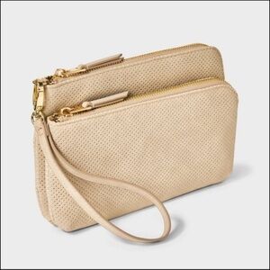 NWT Universal Thread Tan Zippered Wristlet